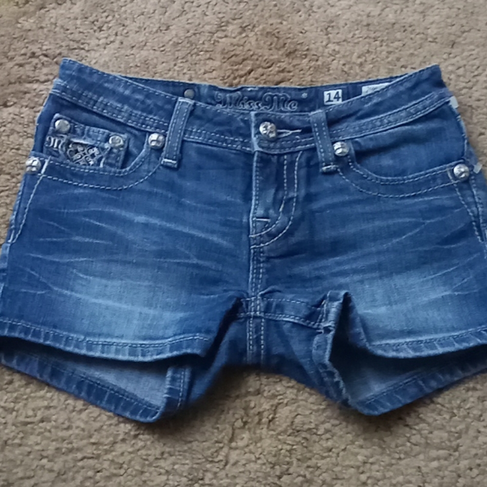 Miss Me shorts 14R